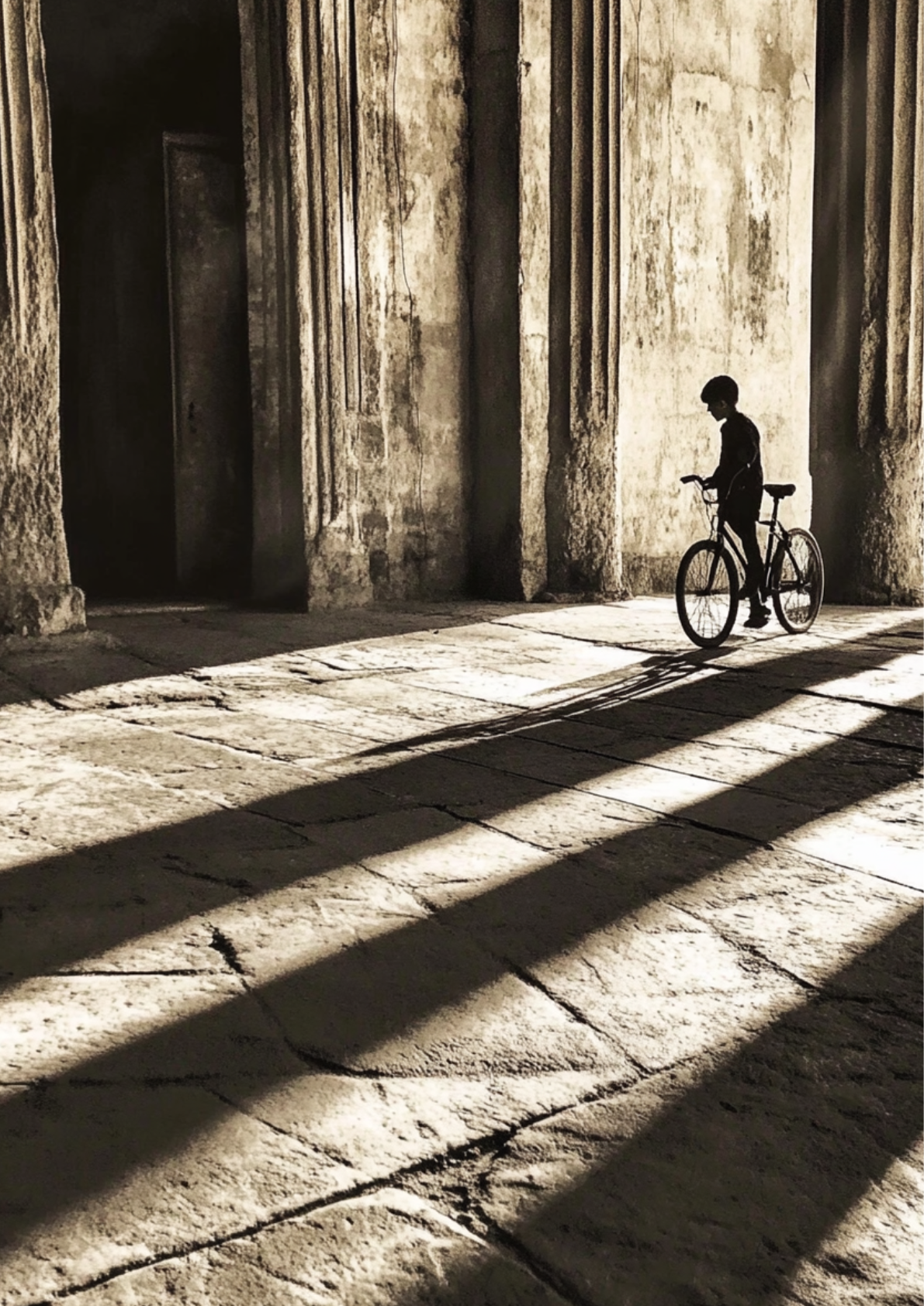 Shadow Ride No. 01 | Printable Wall Art A2 Ein Fahrrad. Ein Schatten. Ein stiller Moment zwischen Bewegung und Erinnerung. Diese digitale Wandkunst wirkt wie eine Szene, die man nicht erklärt – sondern spürt.