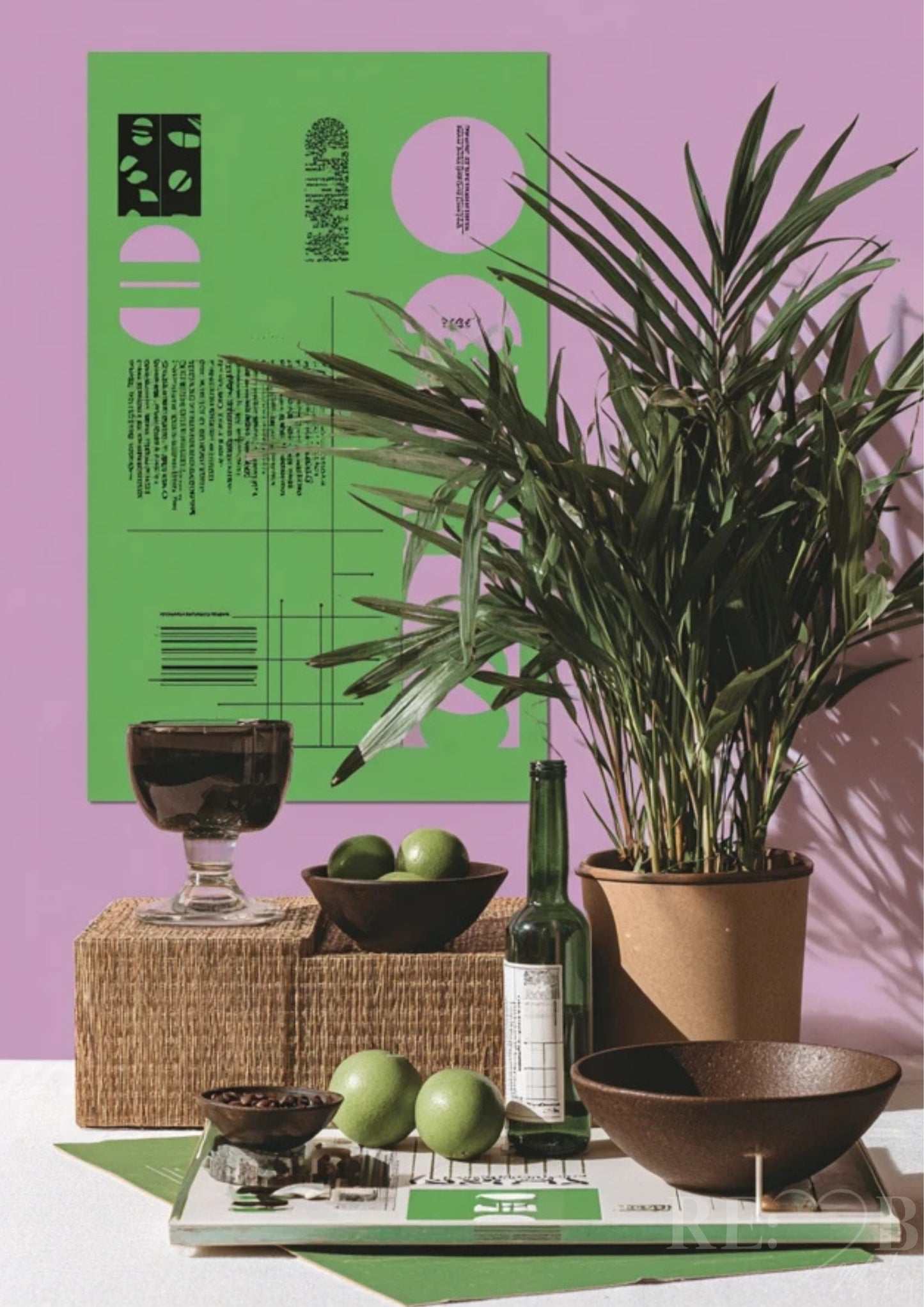 NEON INSTINCT Brutalist Nature & Graphic Silence Diese Serie wirkt wie Architektur für Gedanken. Zwischen Neon-Grün, staubigem Rosé und roher Struktur entsteht kein Dekor — sondern Spannung.