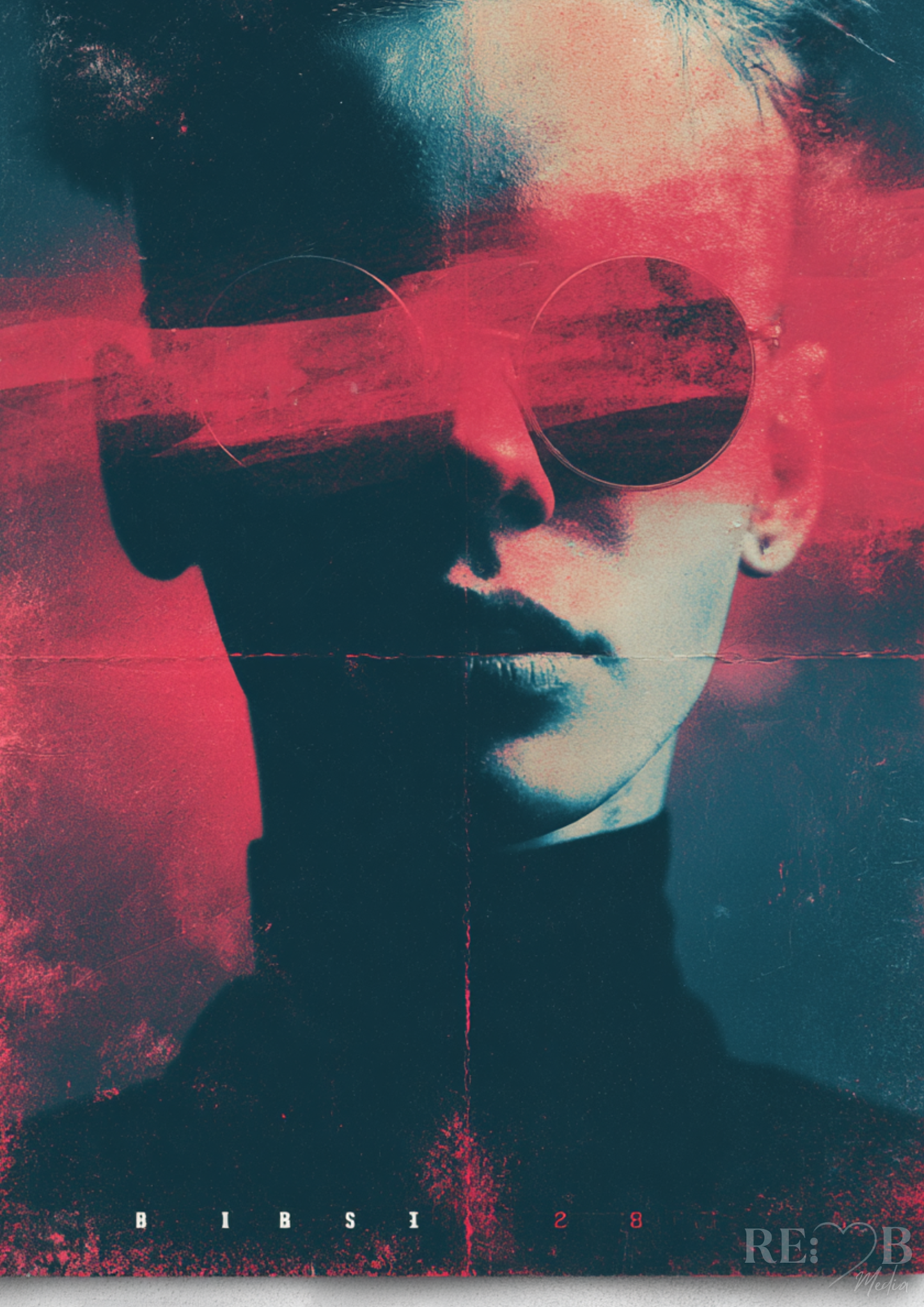 RE:BELLE™ Fragmented Identity – Moderne Portrait Kunst in Rot & Schwarz (A2 Download) Vier Motive. Ein Zustand. Zwischen Kontrolle und Auflösung – genau dort wirkt dieses Set. Für Räume, die nicht dekorieren wollen, sondern etwas sagen.